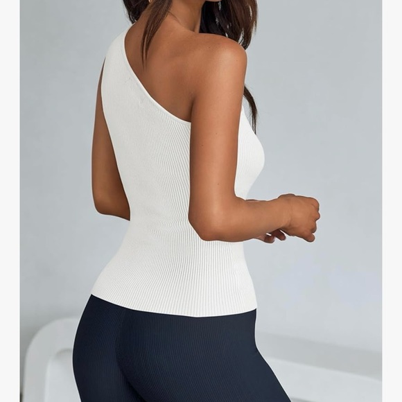 ZESICA One Shoulder Top Ribbed Knit Tank - Picture 3 of 7